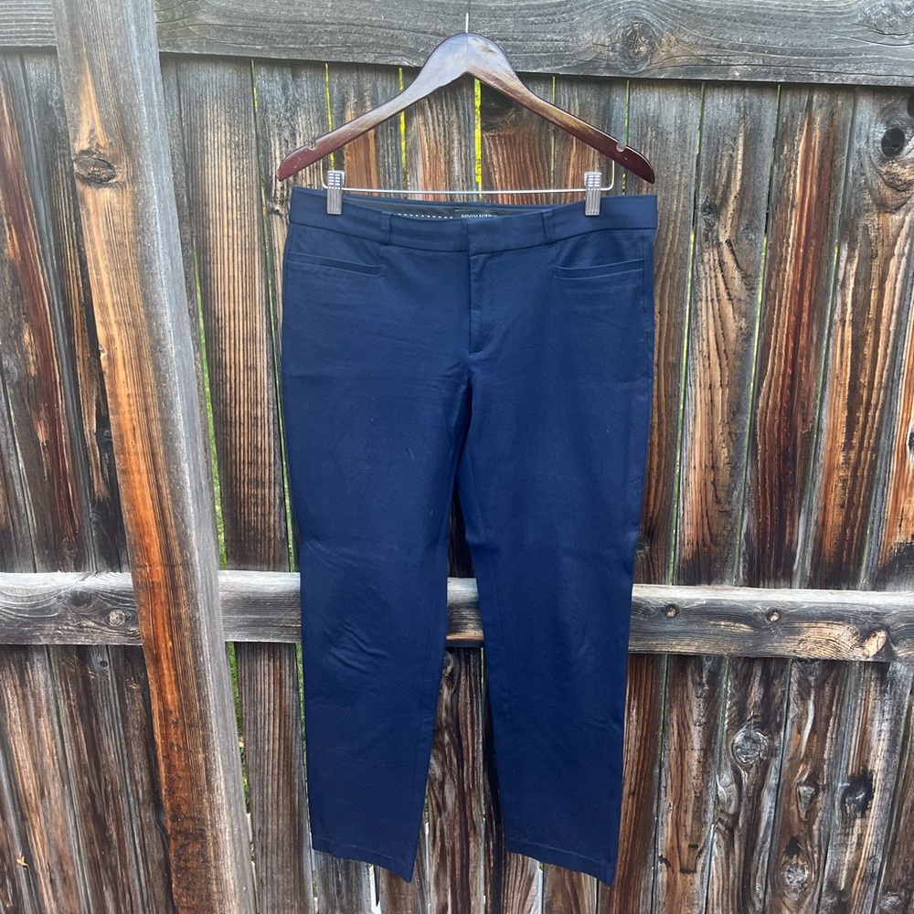 Banana Republic • Dark Blue Pants